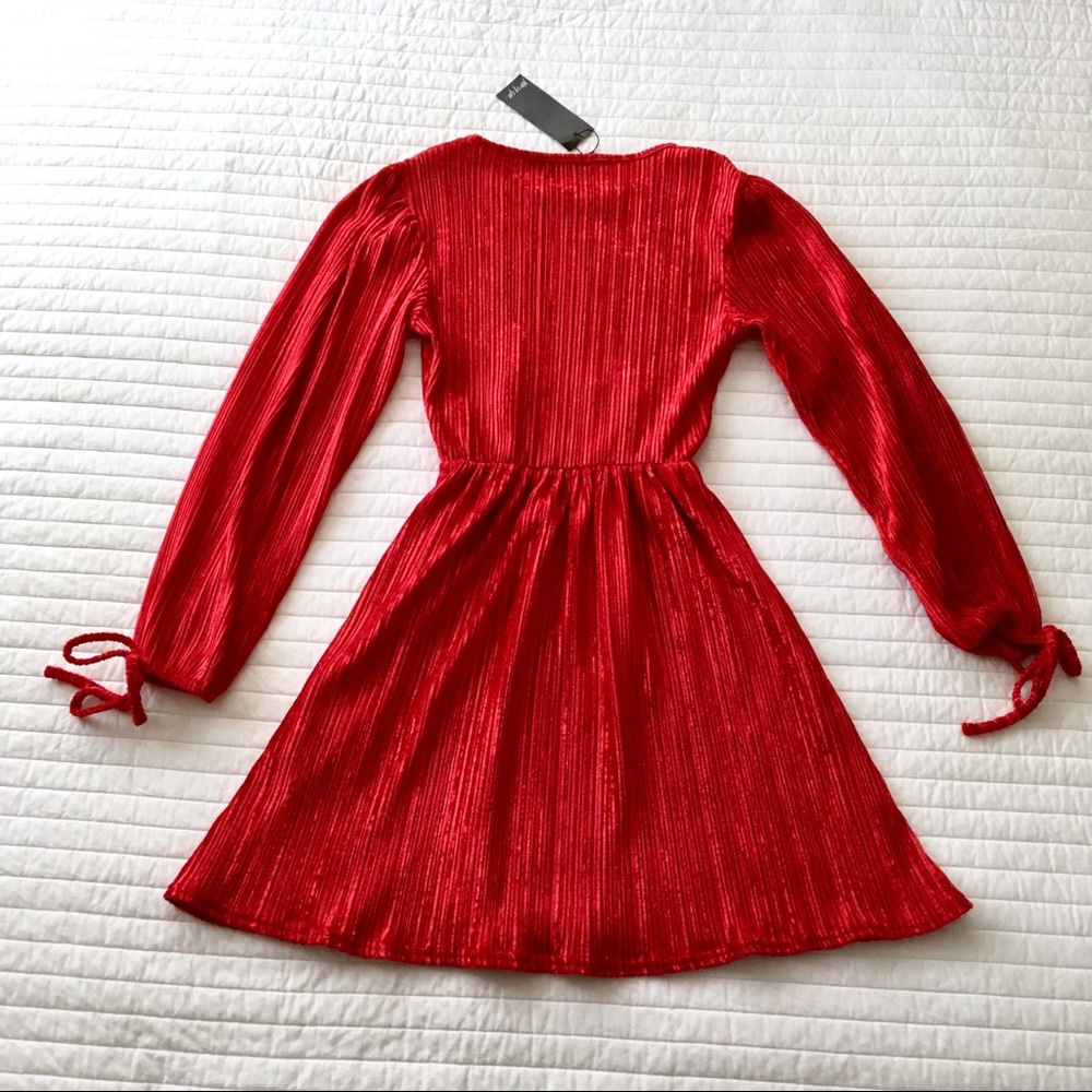 NEW Nasty Gal Red Velvet Skater Dress Sz 4 - Picture 7 of 8